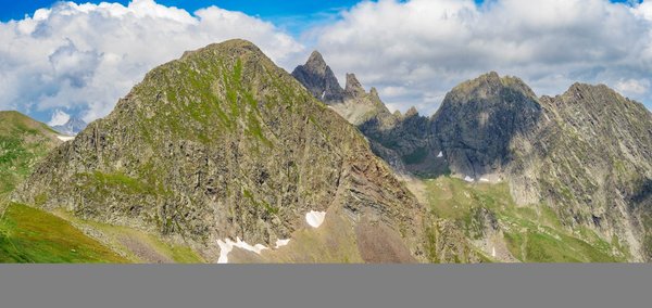 Quelle solution choisir pour la sauvegarde automatique des postes clients dans une petite entreprise?